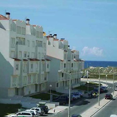Beach And Surf Peniche Luaran gambar